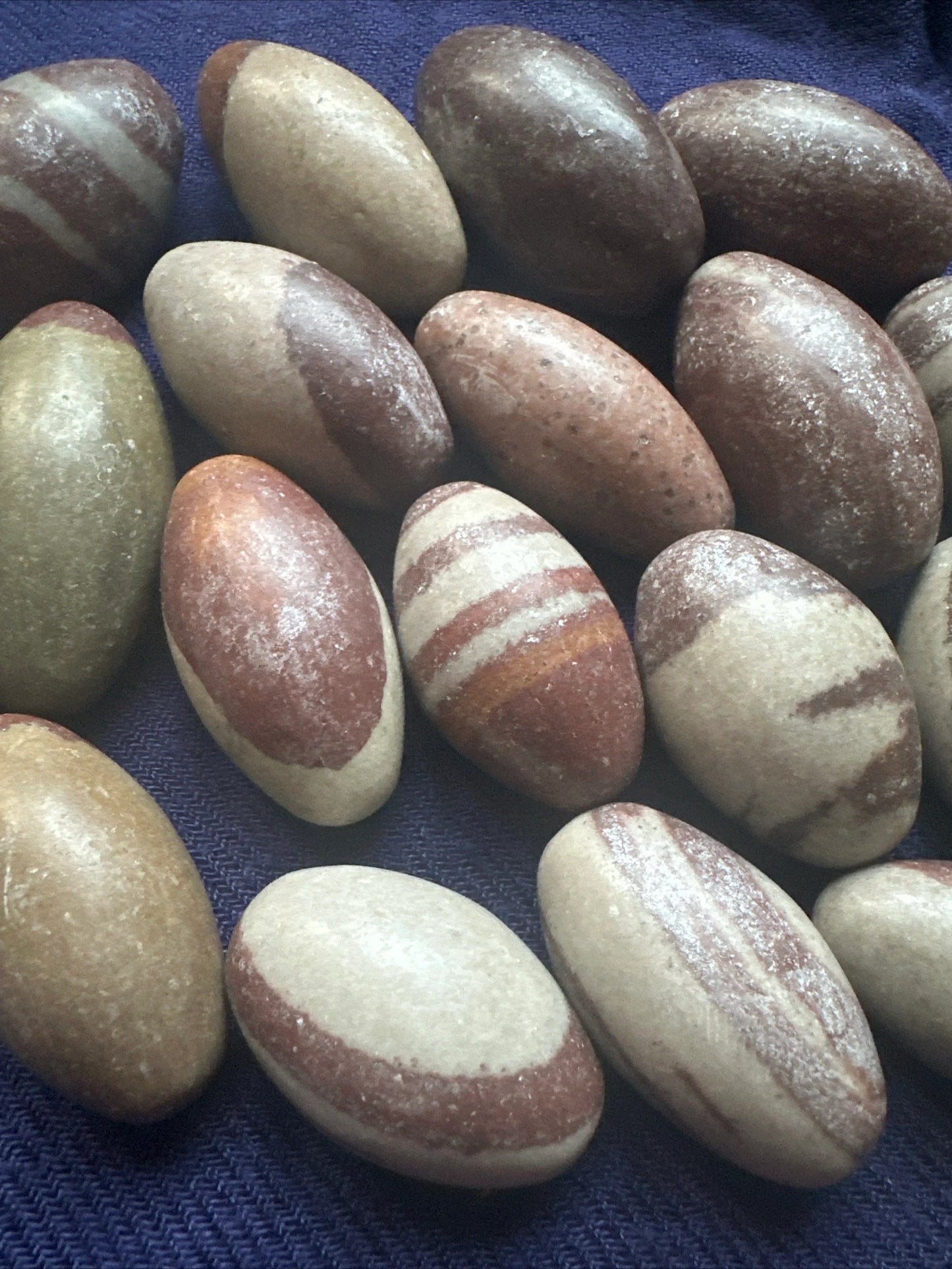 1.5 inches Shiva Lingam - bulk lot