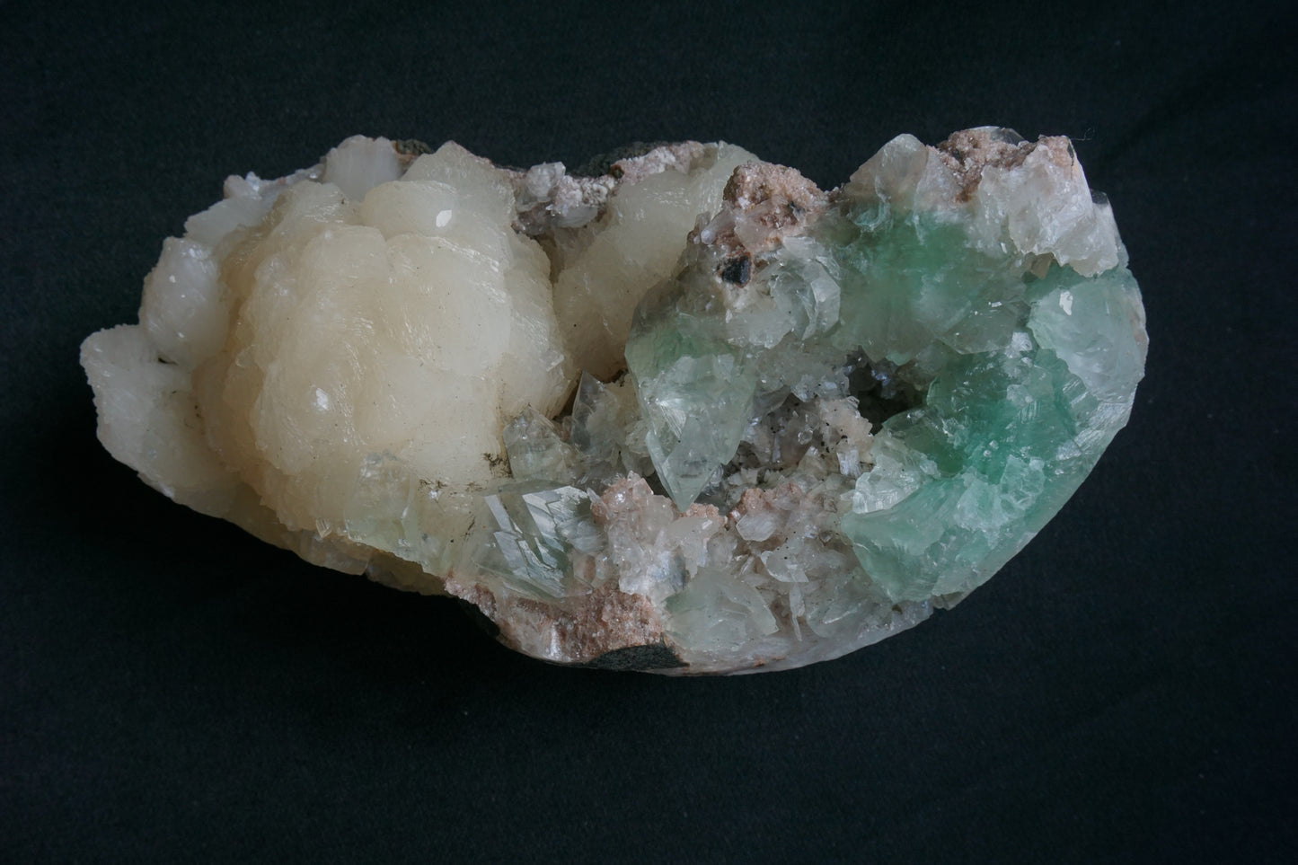 ES-ZM10057 - Amazing Green Apophyllite with shiny Stilbite