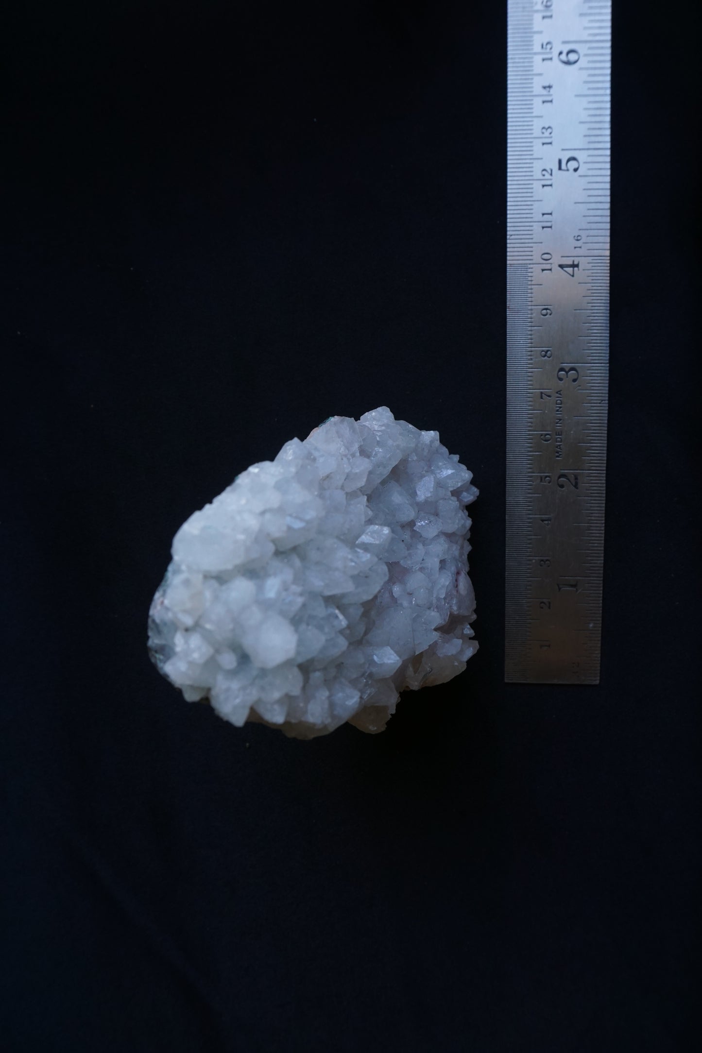 ES-ZM10080 - Shiny Apophyllite with tiny Stilbite specimens