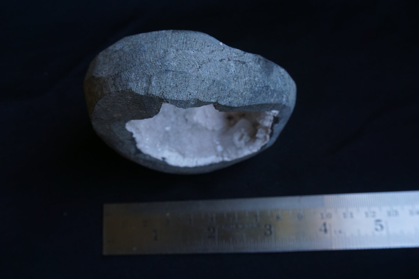 ES-ZM10084 -Amazing Quartz Geode Arch with Okenite