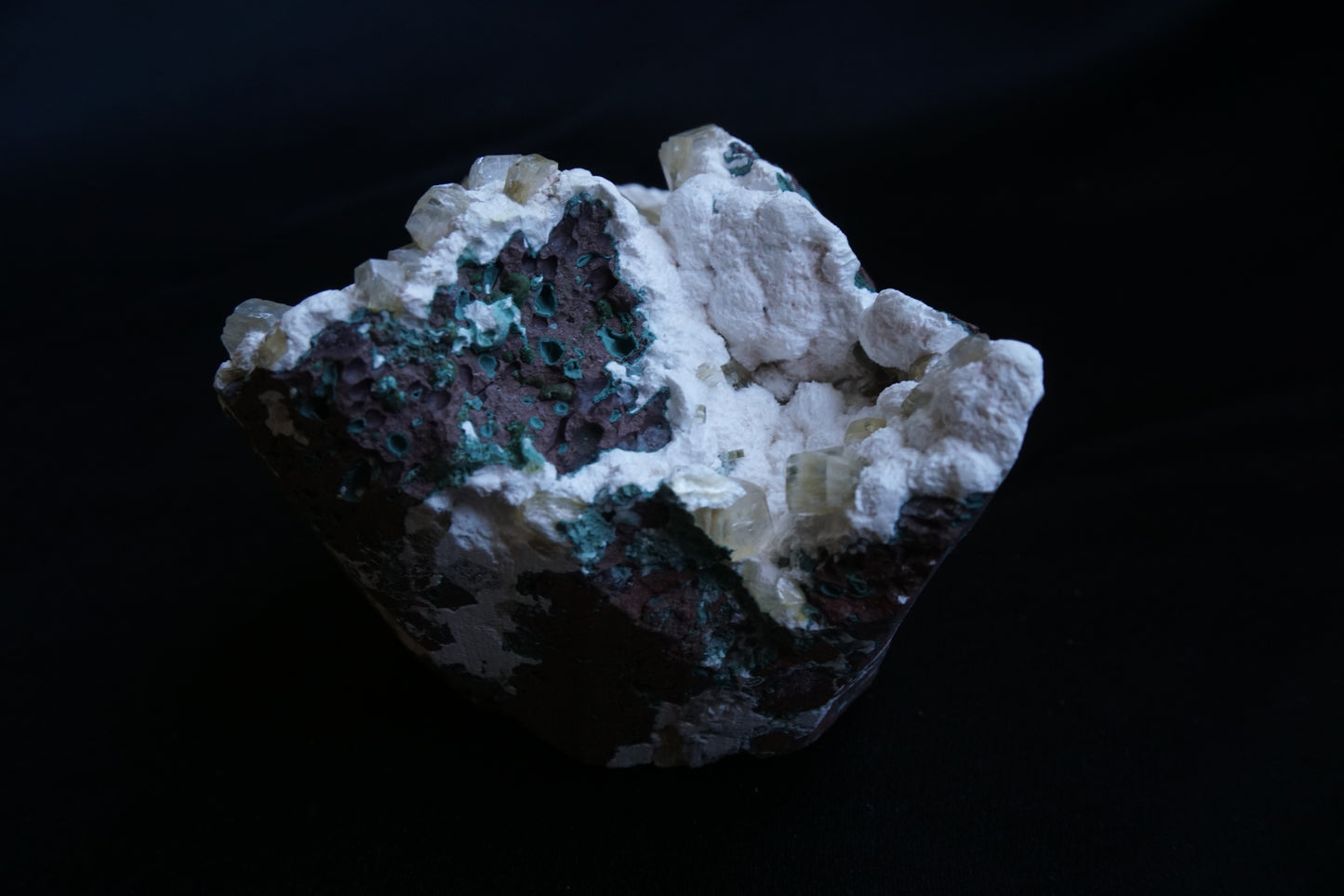 ES-ZM10085 - Mordenite with Heulandite
