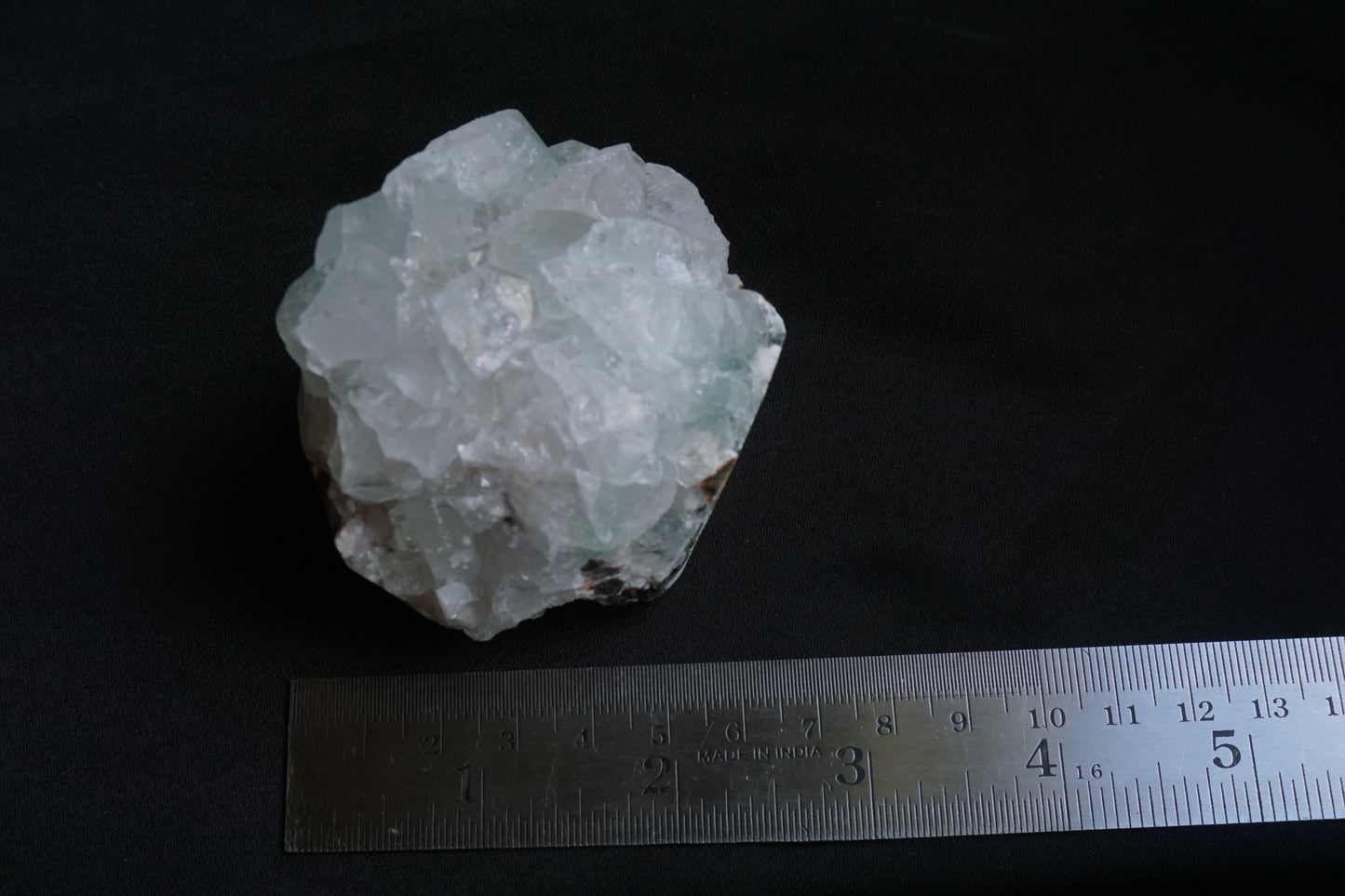 ES-ZM10095 - Shiny Apophyllite