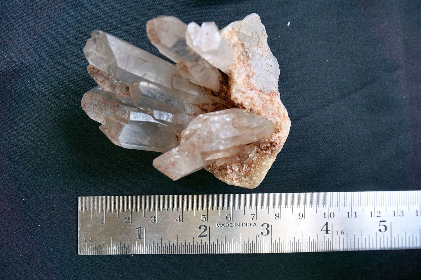 ES-ZM10011 - Beautiful clear Quartz crystals