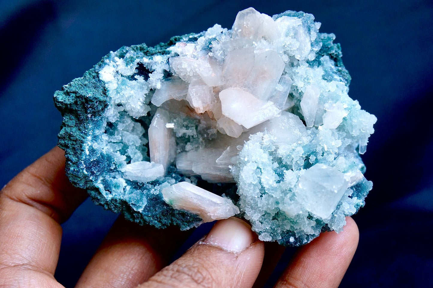 ES-ZM10014 - Stilbite with Apophyllite on Chalcedony