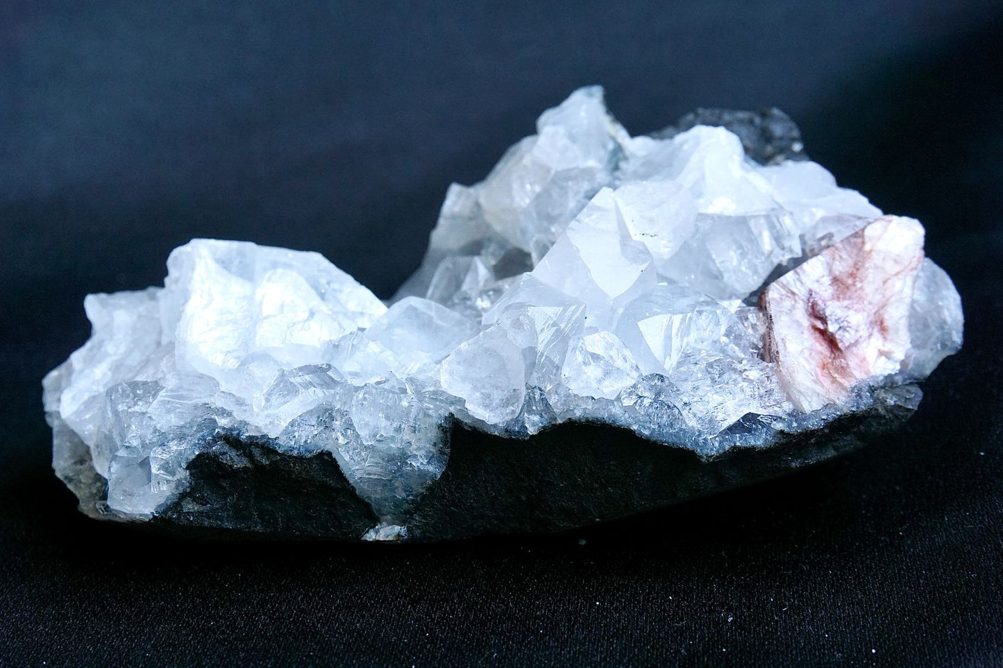 ES-ZM10017 - Shiny Apophyllite Crystal with Heulandite