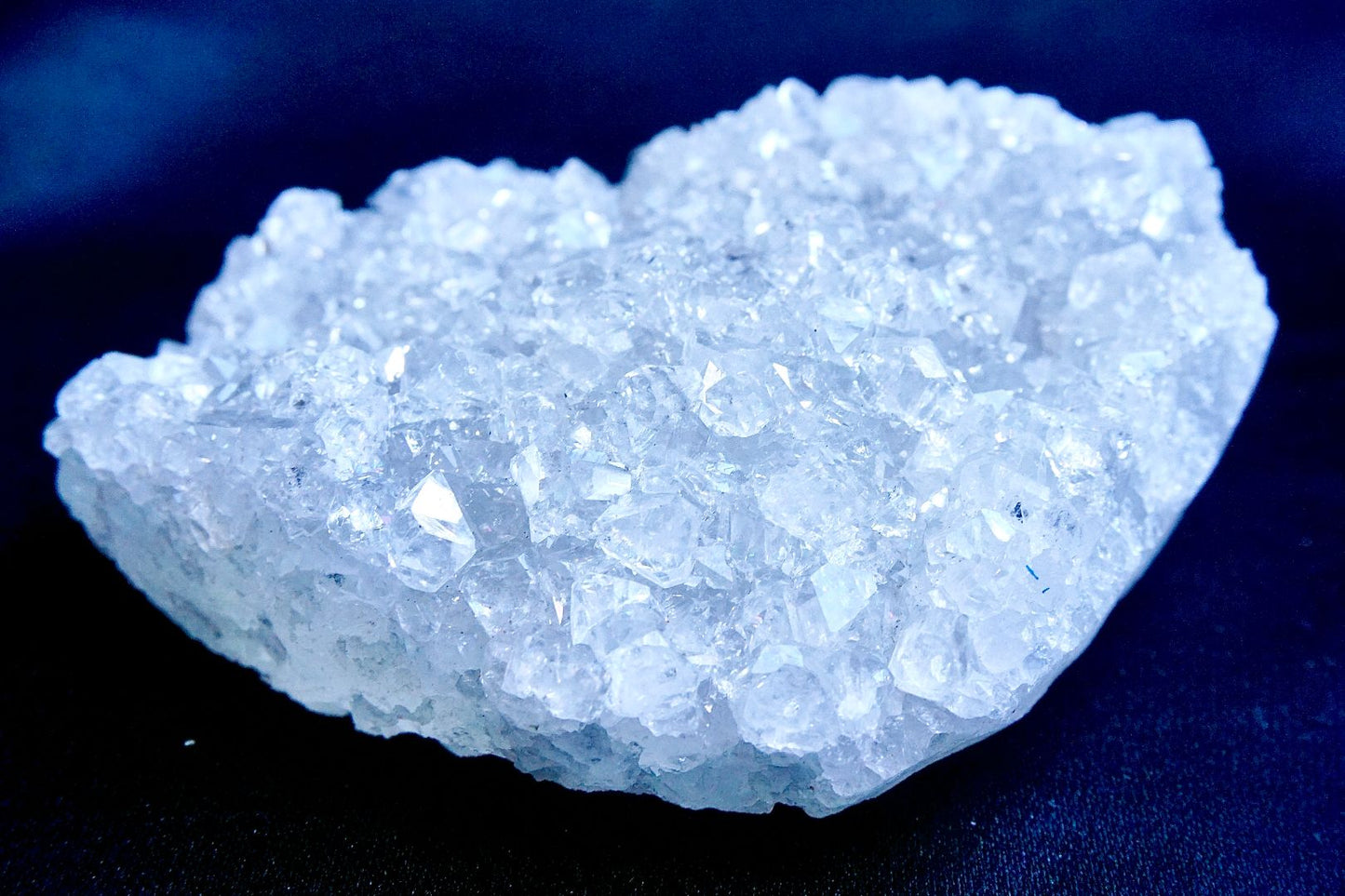 ES-ZM10035 - Shiny Apophyllite on Quartz