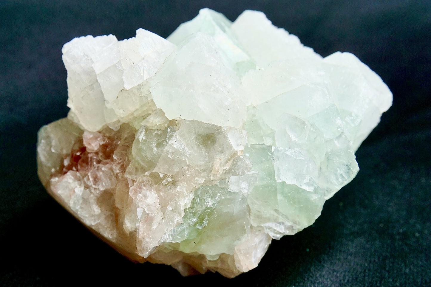 ES-ZM10028 - Green Apophyllite cluster