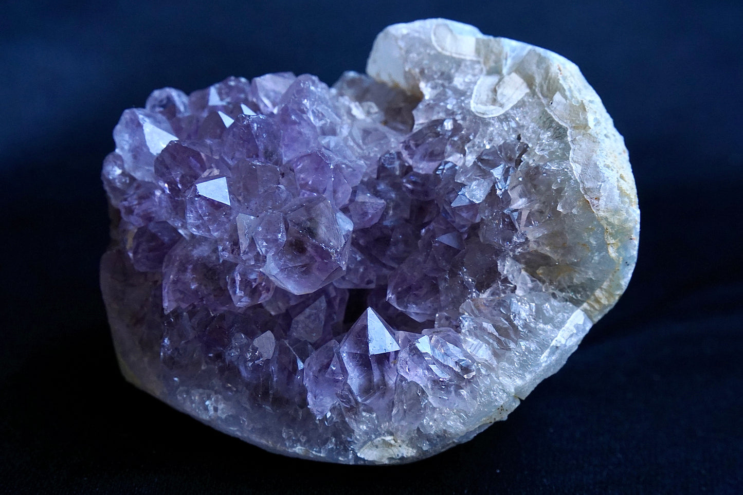 ES-ZM10033 - Sparkly Amethyst