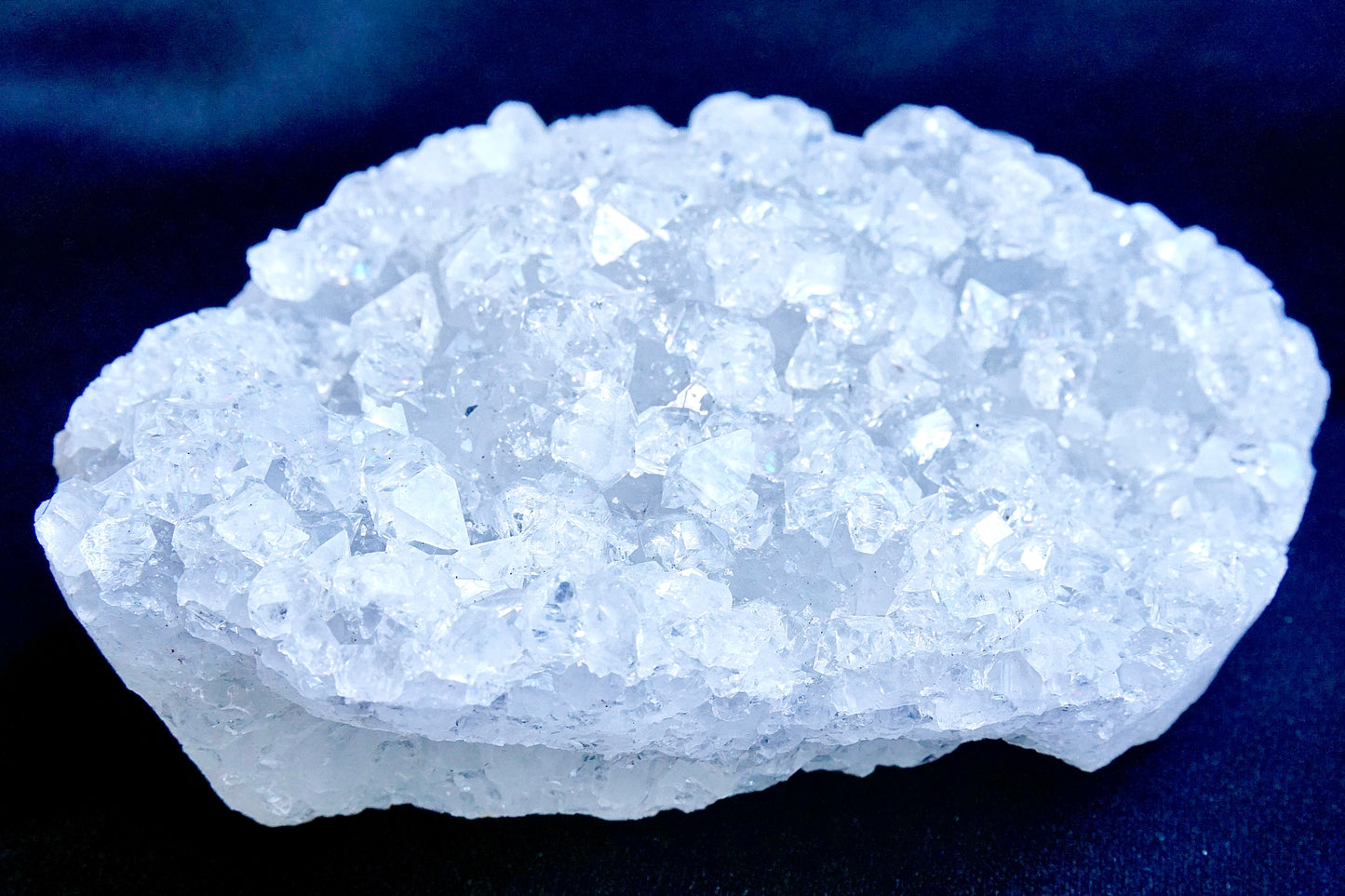 ES-ZM10035 - Shiny Apophyllite on Quartz