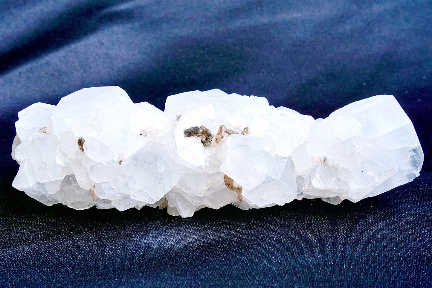 ES-ZM10036 - Apophyllite crystals