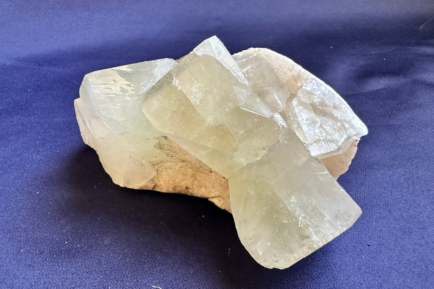 ES-ZM10141 - Light Green Apophyllite with Stlibite