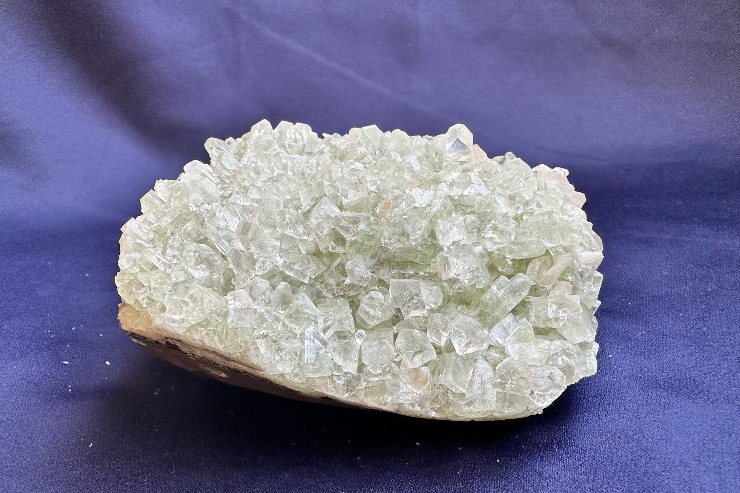 ES-ZM10116 - Shiny Green Apophyllite with tiny Stilbite