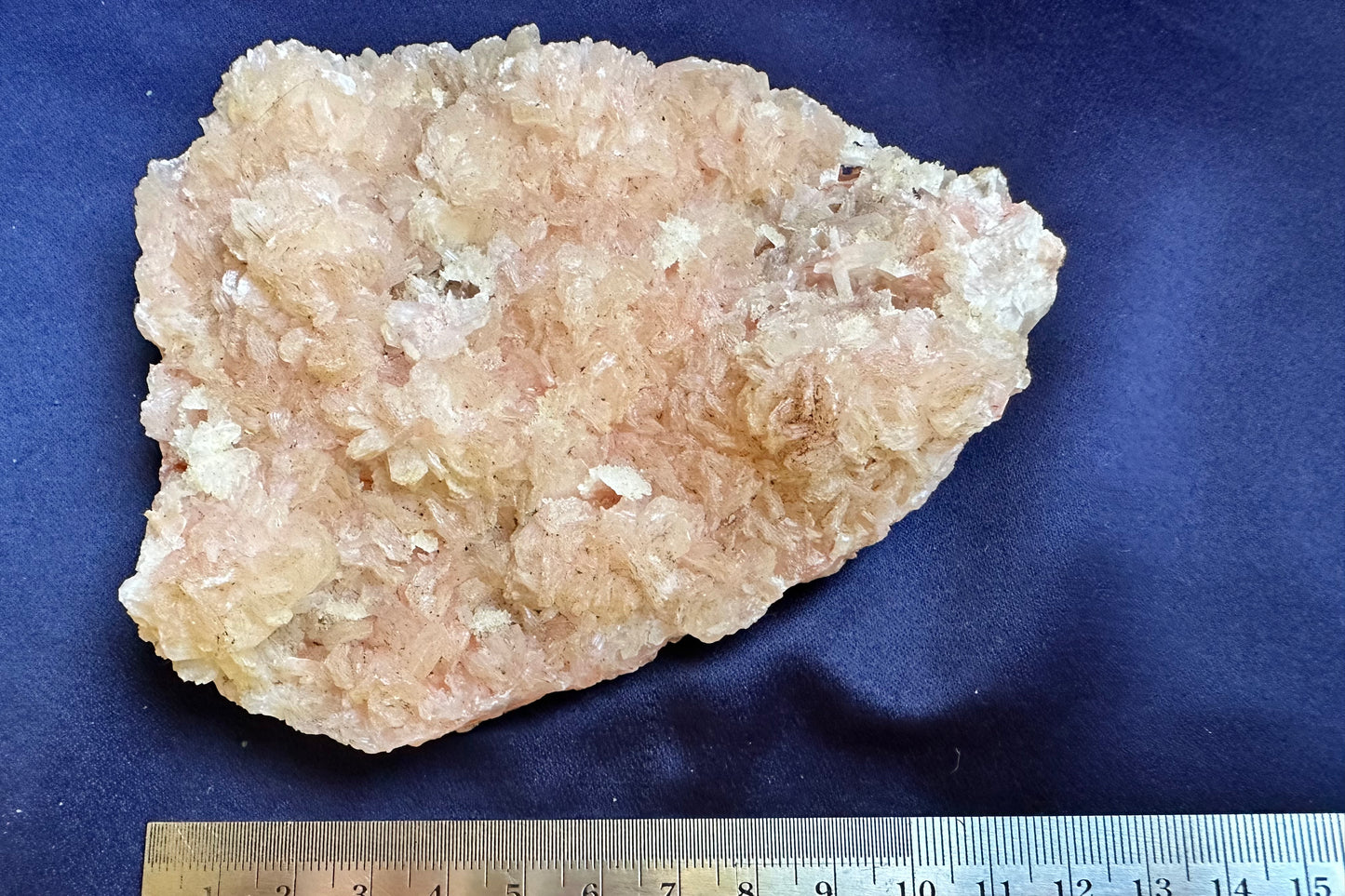 ES-ZM10124 - Peach Heulandite