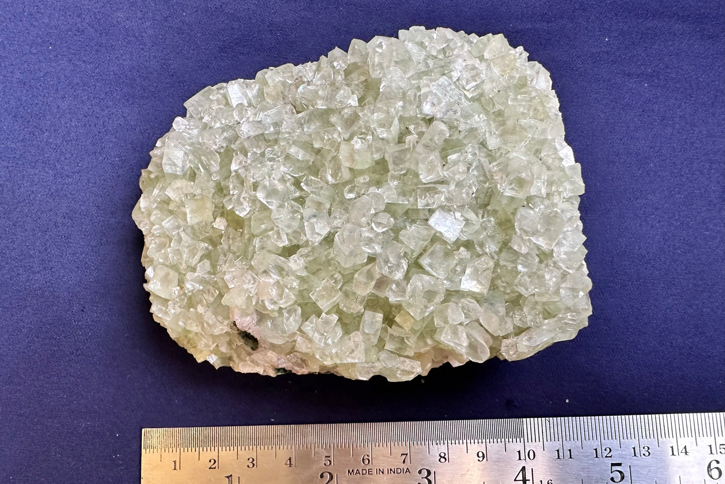 ES-ZM10112 - Shiny Green Apophyllites