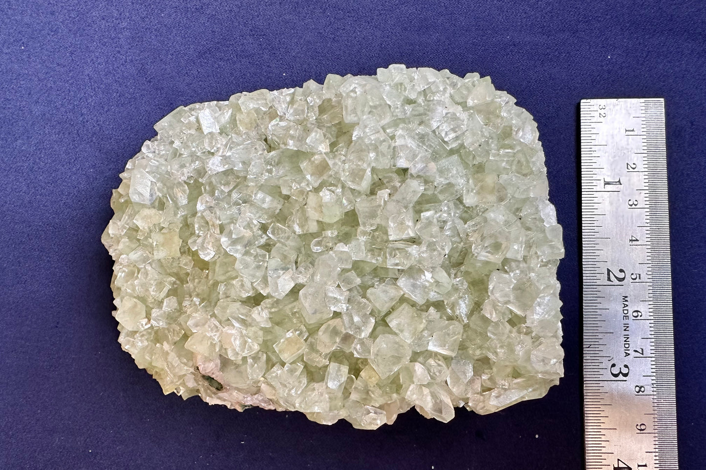 ES-ZM10112 - Shiny Green Apophyllites