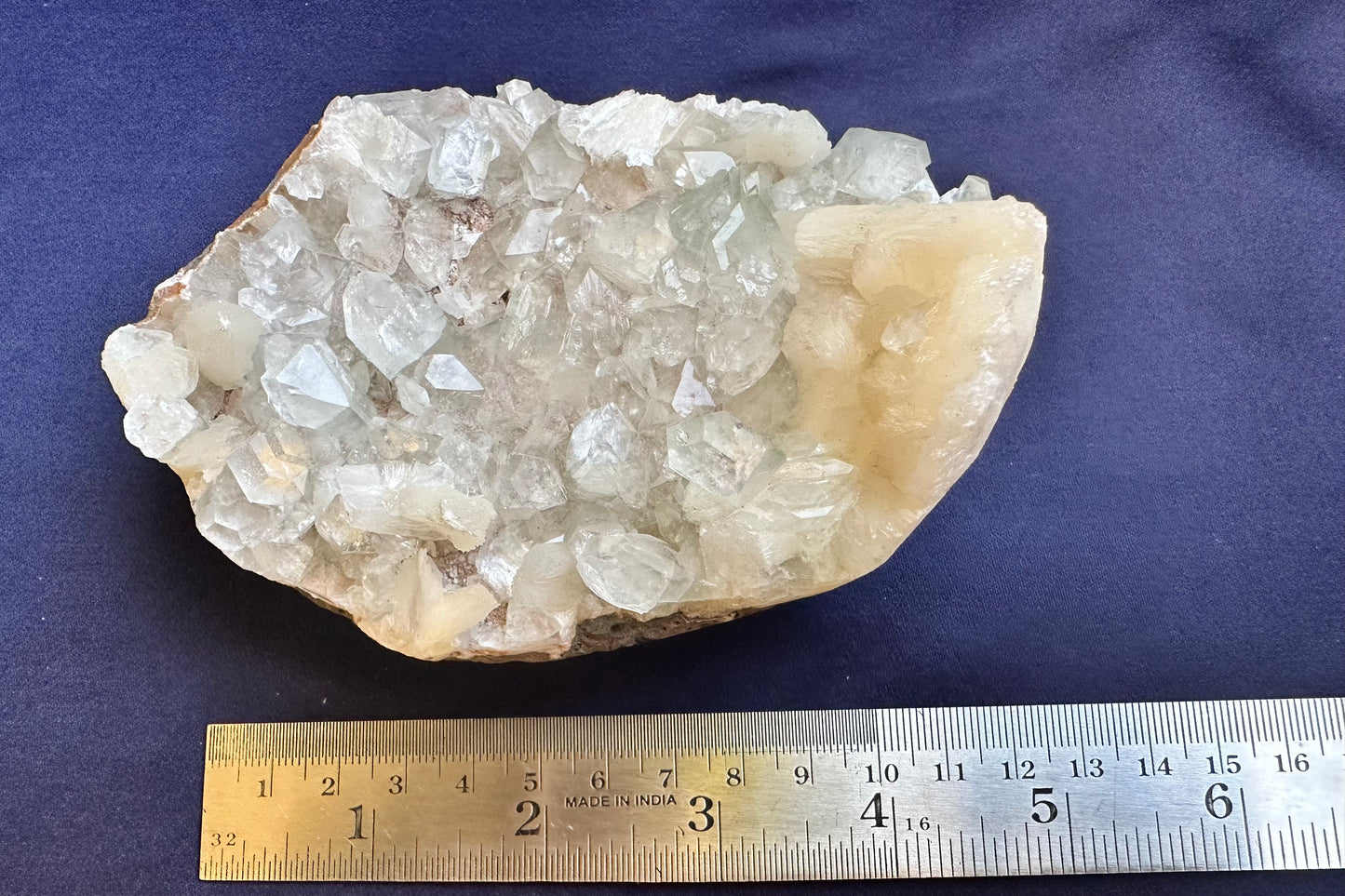 ES-ZM10143 - Clear Shiny Apophyllite with Stilbite