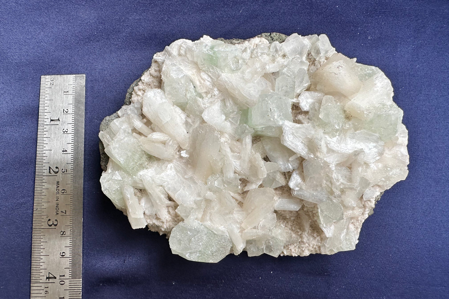 ES-ZM10175 - Green Apophyllite with Stilbite