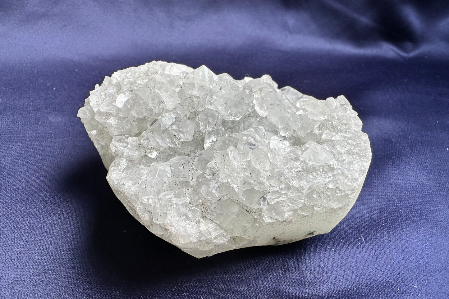 ES-ZM10165 - Shiny Apophyllite with Quartz