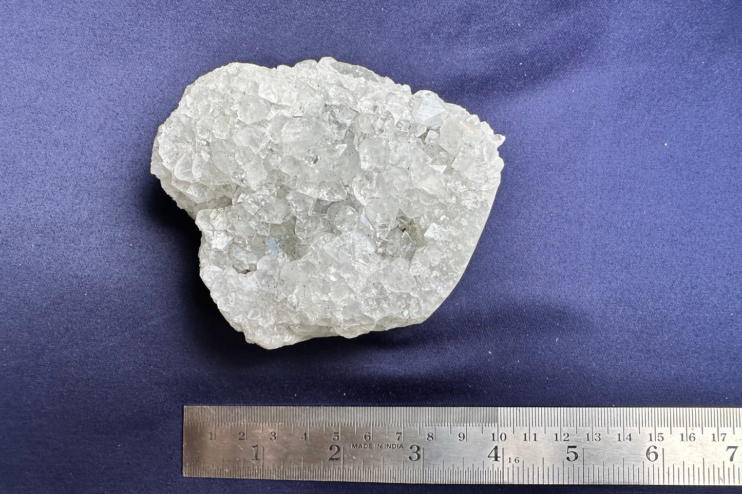 ES-ZM10165 - Shiny Apophyllite with Quartz