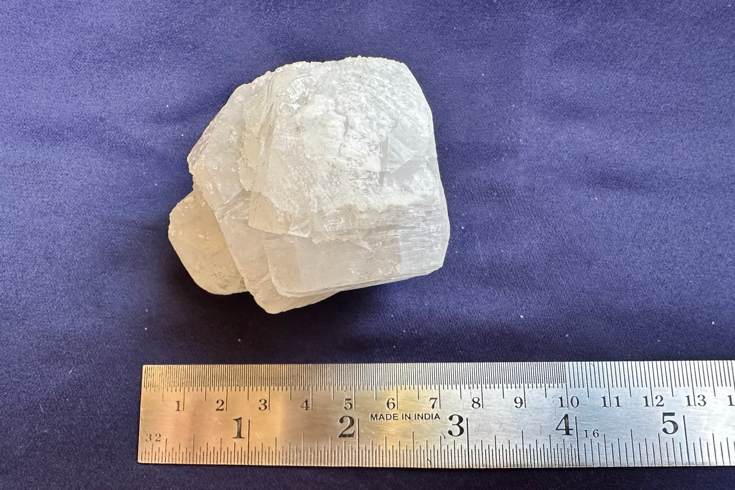 ES-ZM10149 - Apophyllite cube