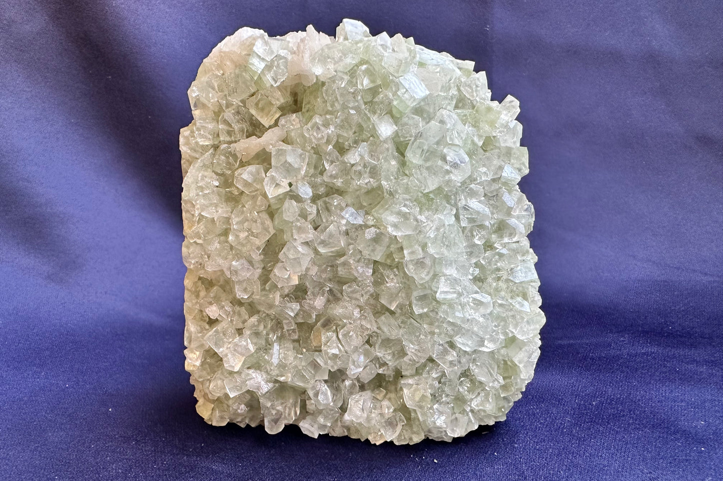 ES-ZM10116 - Shiny Green Apophyllite with tiny Stilbite