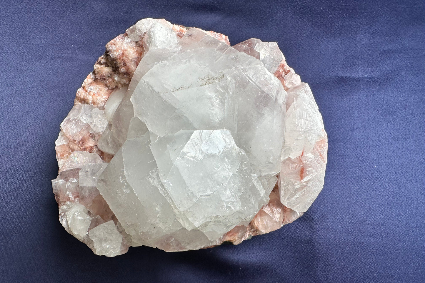 ES-ZM10178 - Huge Apophyllite crystal on Matrix