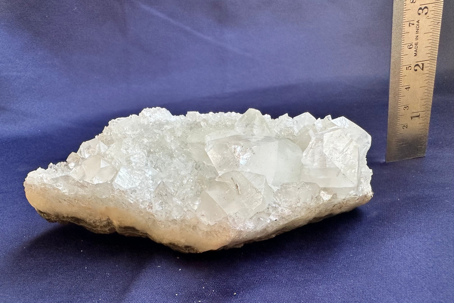 ES-ZM10134 - Clear Apophyllite on Quartz