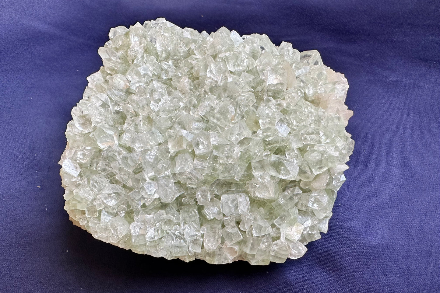 ES-ZM10116 - Shiny Green Apophyllite with tiny Stilbite