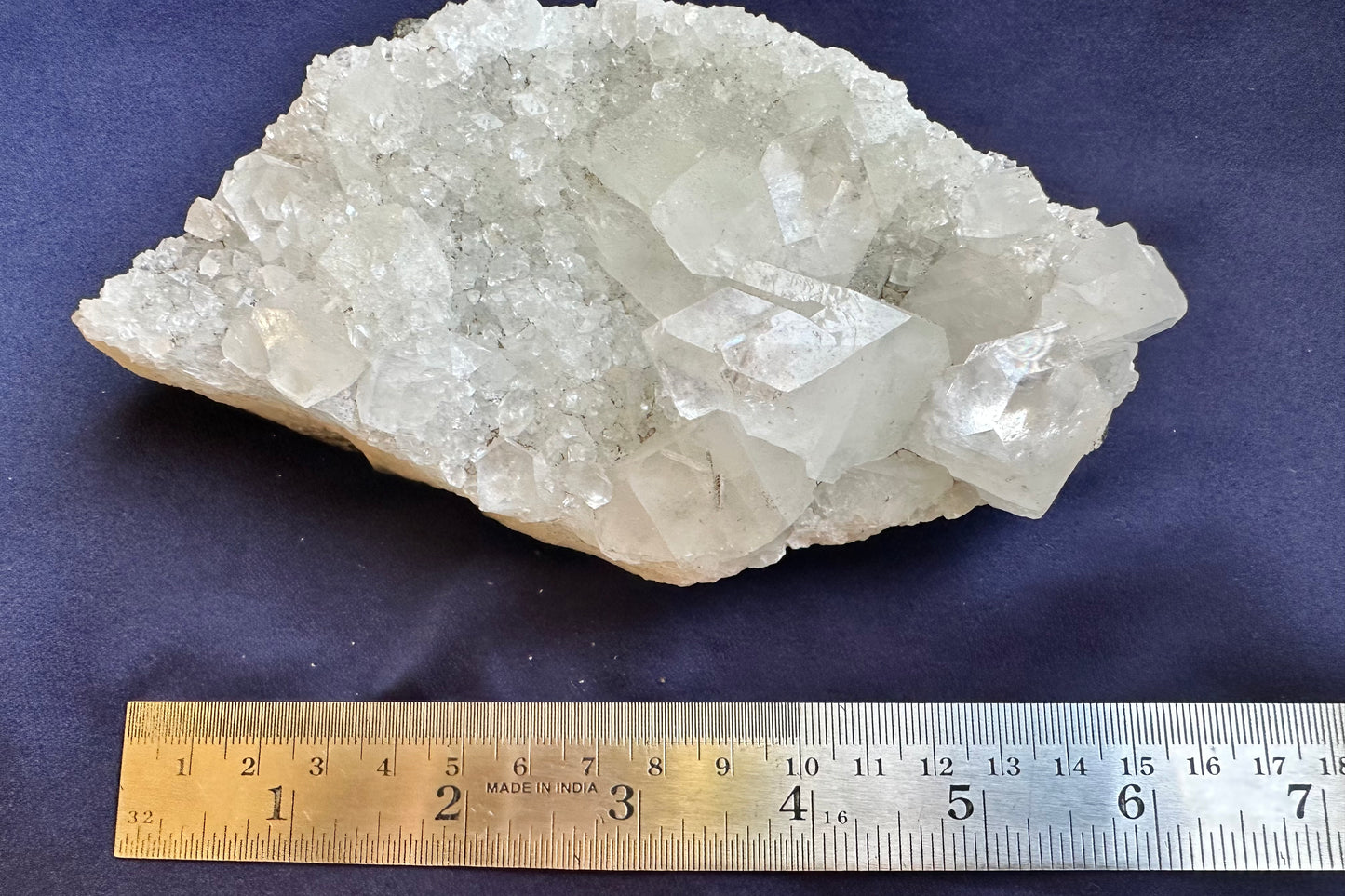 ES-ZM10134 - Clear Apophyllite on Quartz