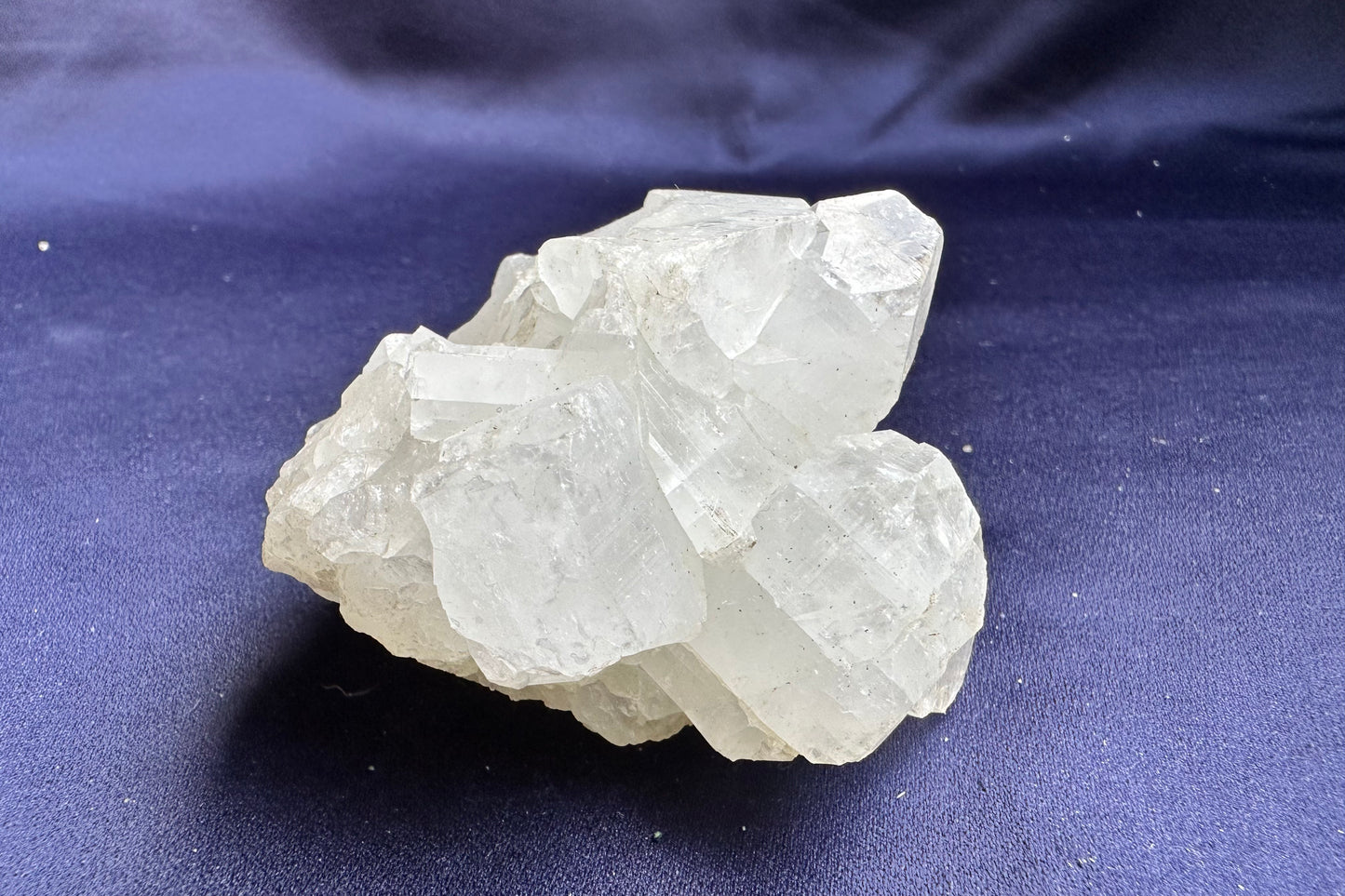 ES-ZM10166 - Shiny Apophyllite