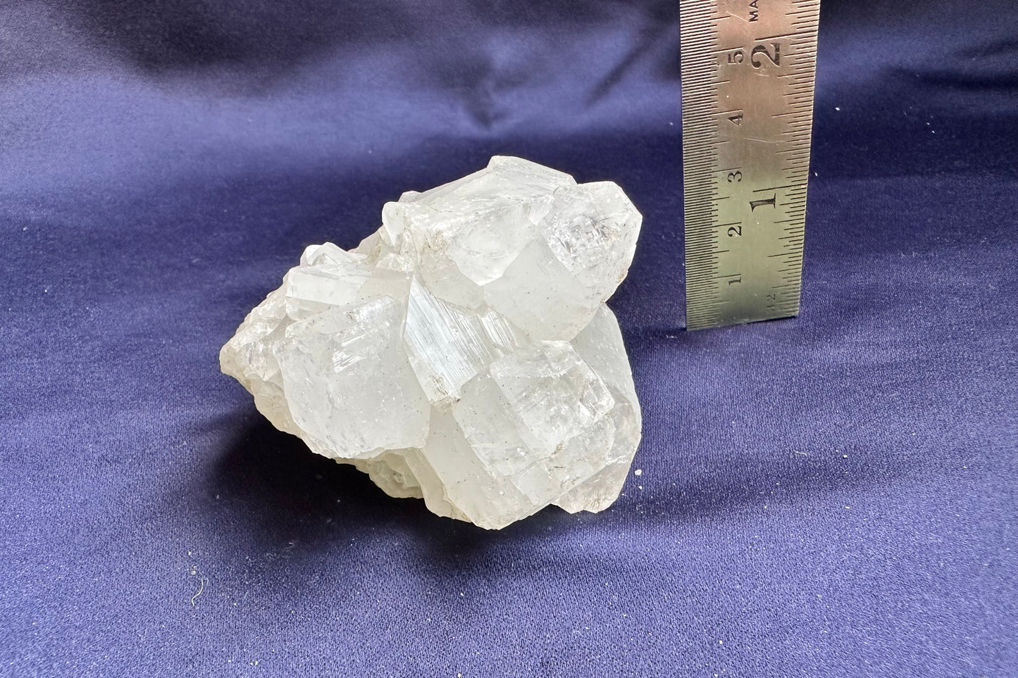 ES-ZM10166 - Shiny Apophyllite