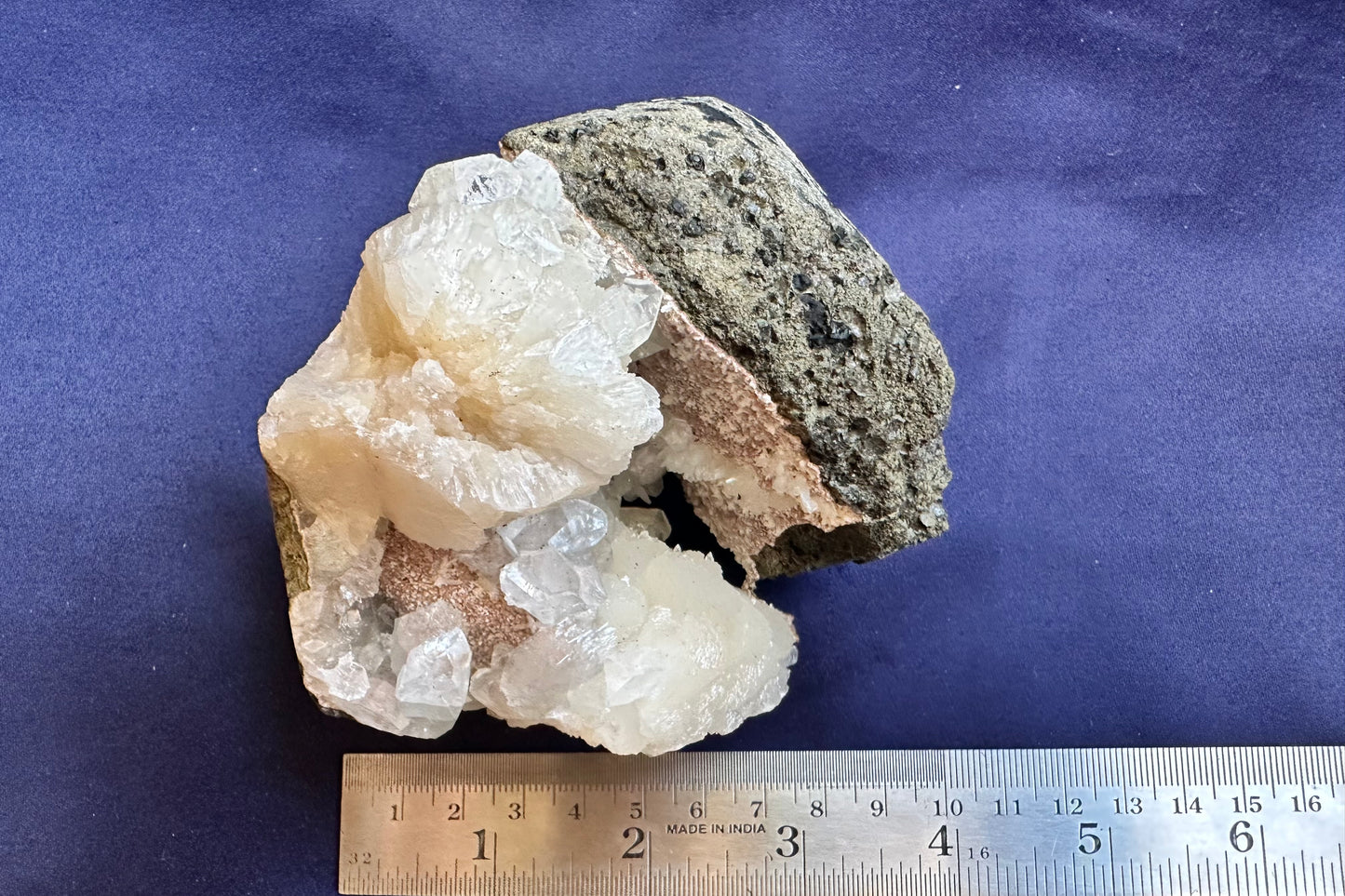 ES-ZM10161 - Clear Apophyllite with Stilbite tunnel