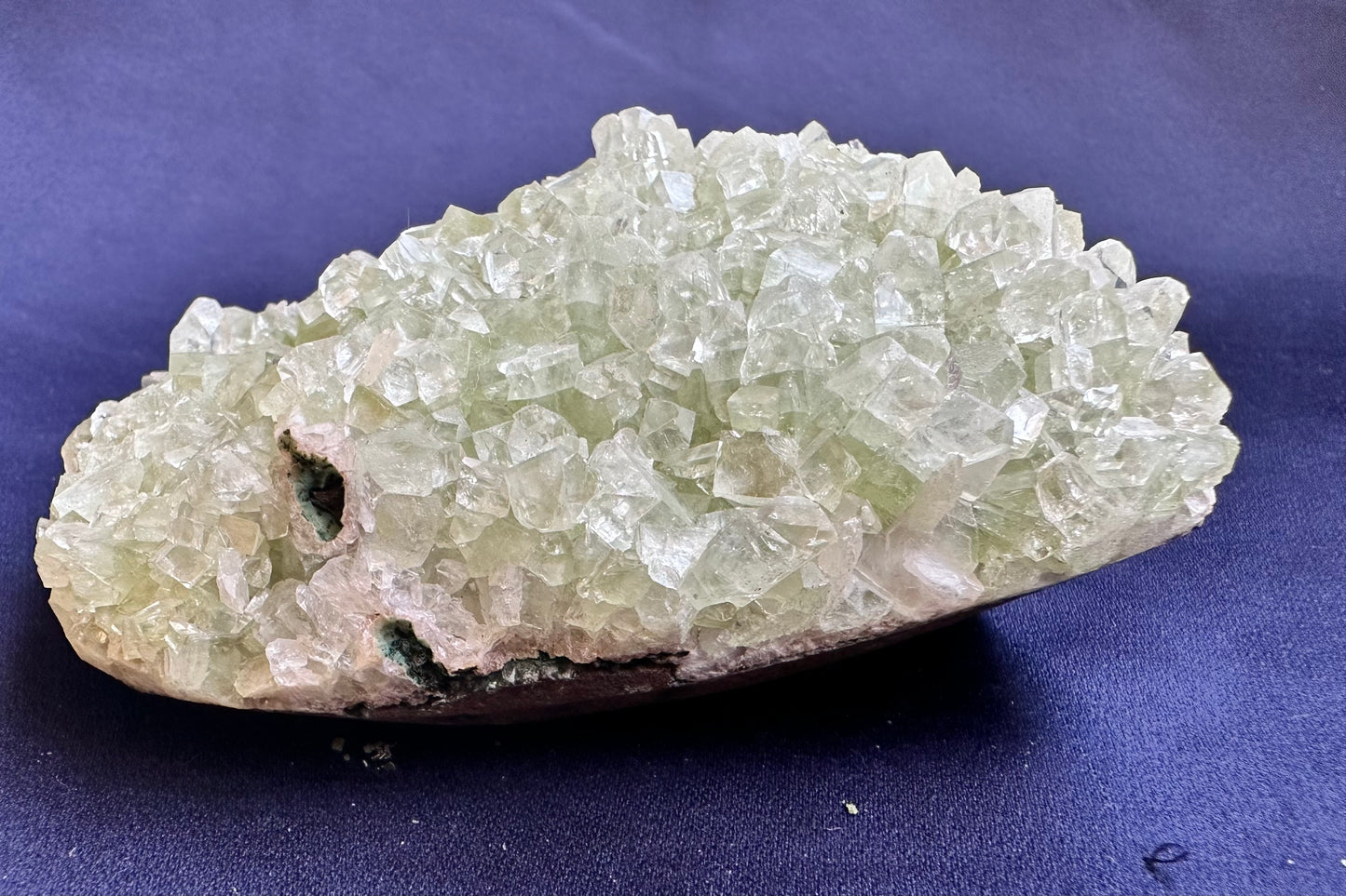 ES-ZM10112 - Shiny Green Apophyllites