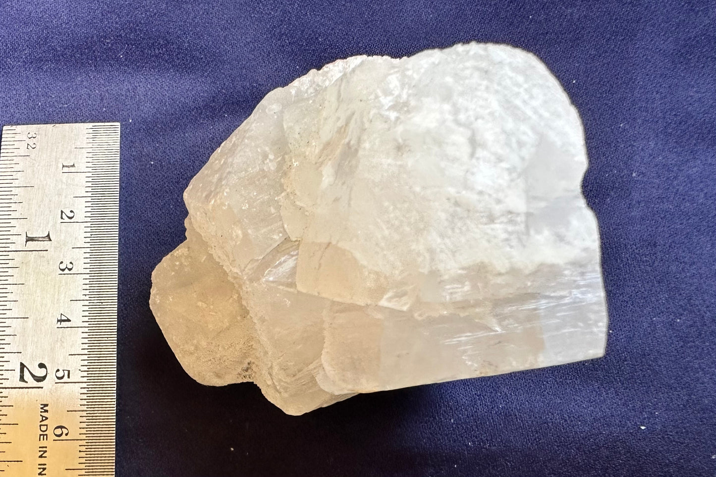 ES-ZM10149 - Apophyllite cube